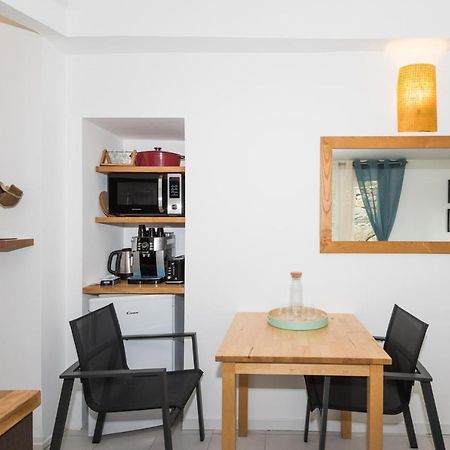 Ferienwohnung Sandilia Les Loriots Collias Exterior foto